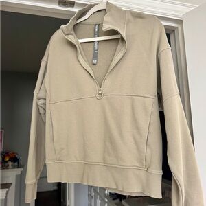 Women’s Vuori Half-Zip Olive Green Sweatshirt
